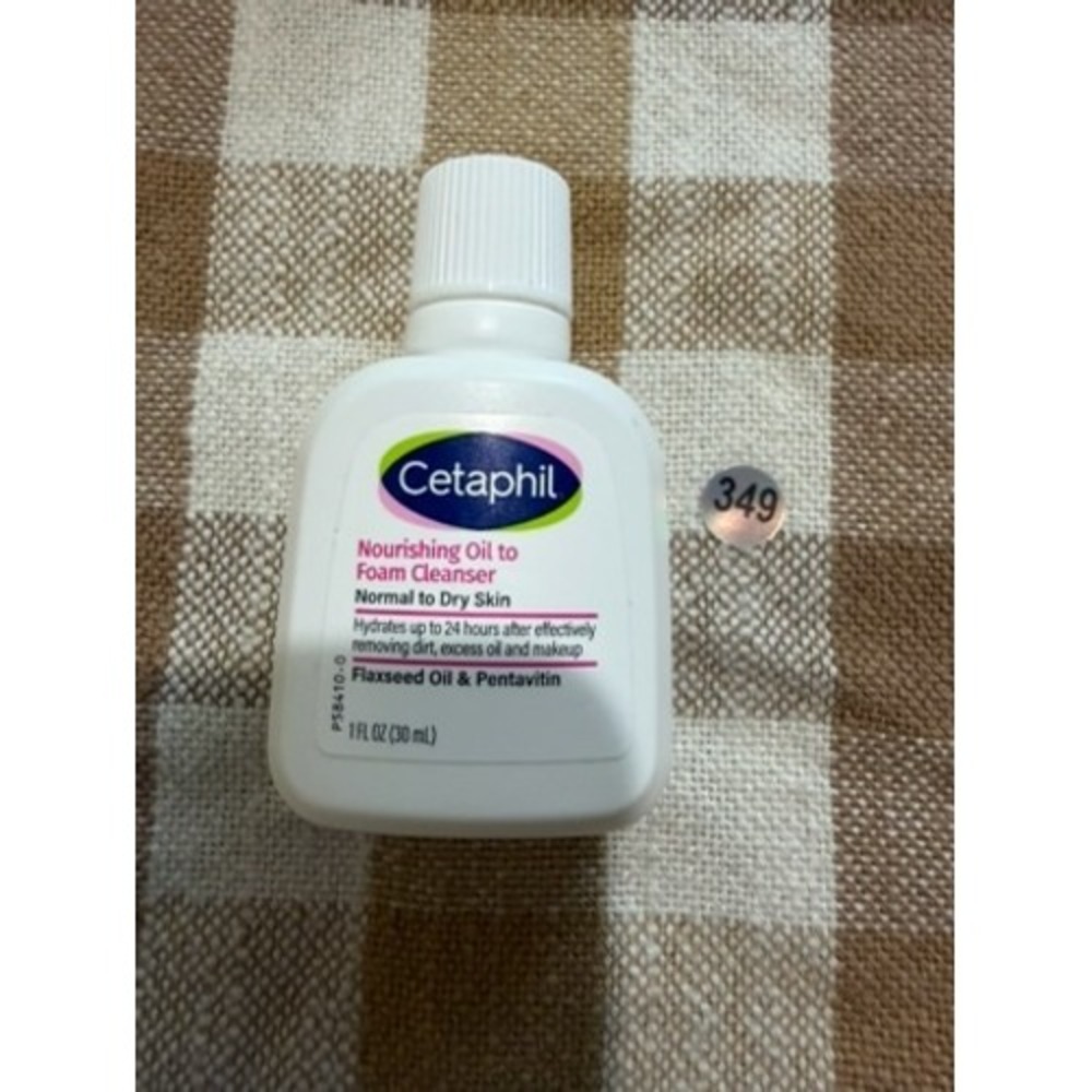 Cetaphil Nourishing Oil to Foam Cleanser Normal to Dry Skin Travel Size 1 fl oz
